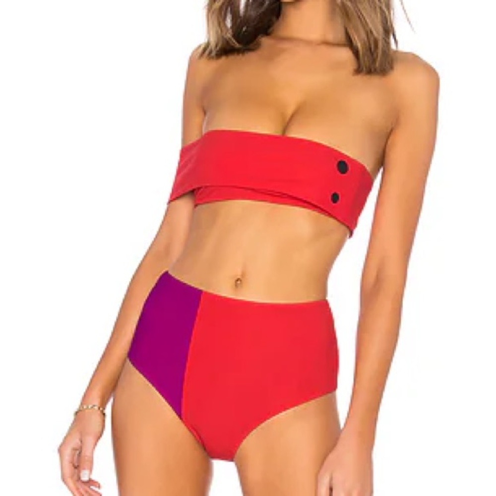 NWT bikini top (top only)